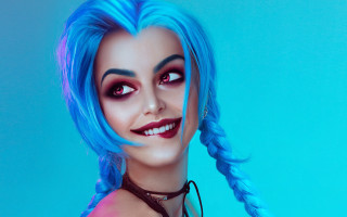 Blue hair smile cyberpunk portrait - sakimi chan free wallpaper for desktop