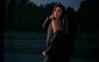 Woman black jacket night portrait - free rain wallpaper