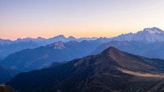Mountain range sunset clouds reflection 2 - a few mountain free wallpaper for desktop