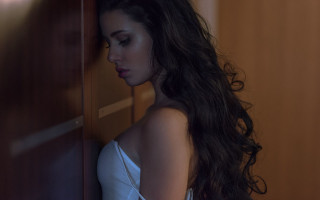 Woman white dress wind blown 2 - flowing hair free wallpaper for desktop