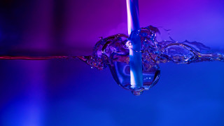 Purple blue liquid poured glass - liquid free wallpaper