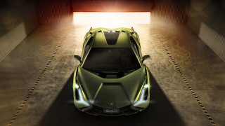 Green tunnel sportscar hood lights - its hood free wallpaper for desktop