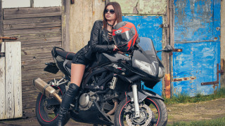 Eve ryder motorcycle outdoors leather - a red helmet free wallpaper for desktop