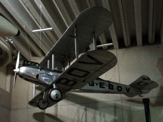 Model airplane ceiling museum exhibit 2 - an art deco sculpture free wallpaper
