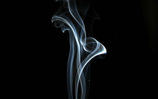White smoke dark background raytraced - the dark free wallpaper for desktop