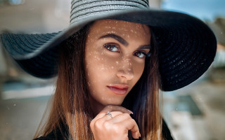 Woman hat jacket ring portrait - her finger free wallpaper for desktop