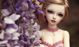 Doll pink dress purple flowers 2 - her neck and a necklace free wallpaper