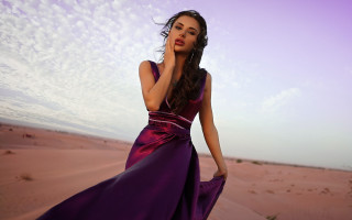 Purple dress desert fashion photorealistic - her cheek free wallpaper