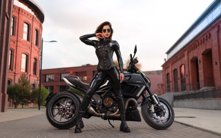 Eve ryder cyberpunk motorcycle brick - a brick road in front free wallpaper