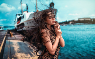 Woman long hair pier boat - the wind free wallpaper for desktop