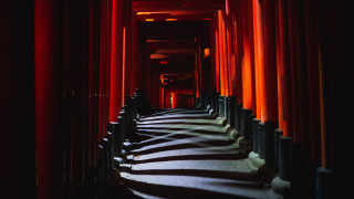 Long hallway red curtains clock - eishōsai chōki free wallpaper