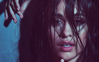 Woman wet hair blue eyes - her cheek free wallpaper