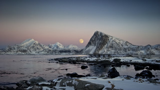 Mountain range full moon lake - caspar wolf free wallpaper for desktop