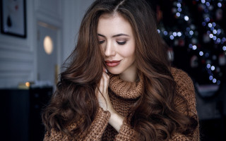 Eszter mattioni long dark hair - her cheek free wallpaper