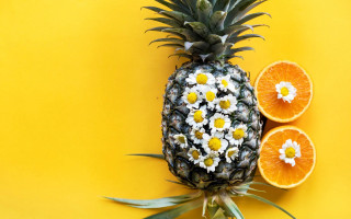 Pineapple daisies orange slices yellow - half free wallpaper
