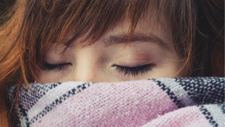 Child closeup blanket eyes closed - les automatiste free wallpaper