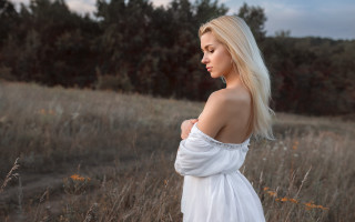Woman white dress field trees - a white dress free wallpaper for desktop