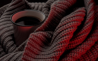 Coffee blanket redcup photorealism 3d - center free wallpaper for desktop