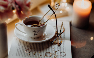 Coffee saucer spoon candle book - a saucer free wallpaper for desktop