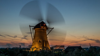 Windmill sunset blurry ecological art - a windmill free wallpaper for desktop