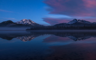 Mountain reflection lake dusk sky - reflective free wallpaper
