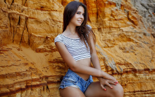 Woman striped shirt jean shorts 3 - a rock wall free wallpaper