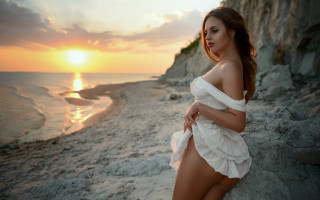 Woman white dress beach sunset 5 - her waist free wallpaper