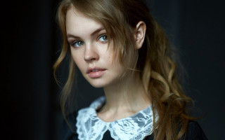 Woman ponytail white shirt serious - shirt free wallpaper for desktop