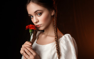 Woman flower braid portrait blueeyes - a flower free wallpaper for desktop