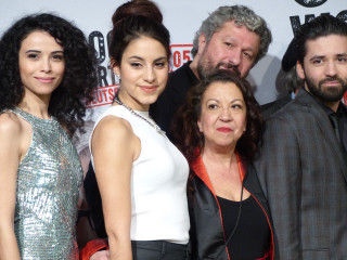 Red carpet group suit white - a red carpet free wallpaper for desktop