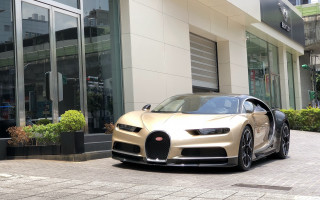 Gold bugatti building open door - luxury free wallpaper