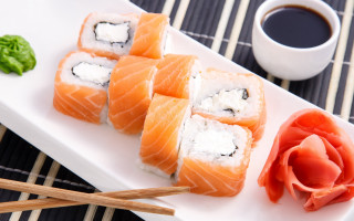 Sushi plate chopsticks coffee bamboo - a plate of sushi free wallpaper