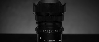 Camera lens table black background 2 - wide angle len free wallpaper