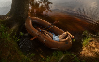 Man boat water tree photorealistic - a tree and a body of water free wallpaper