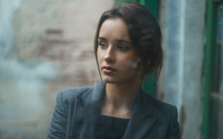 Elina karimova suit blue eyes - a woman in a suit free wallpaper