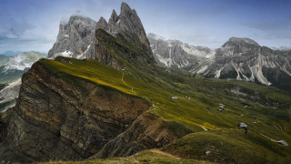 Mountain range grassy valley cliff - a few mountain free wallpaper for desktop