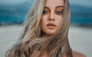 Woman longhair blueeyes beachportrait neoplasticism - free portrait wallpaper for desktop