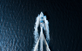 Ocean boat trail cinematic night - cinematic photography free wallpaper