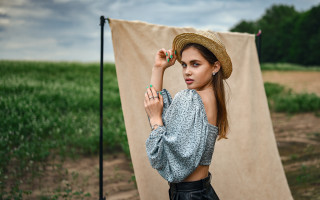 Woman hat field banner fashion - a woman in a hat free wallpaper