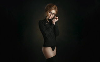 Woman black shirt stockings posing - glass free wallpaper for desktop