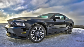 Black mustang snowy hill cloudy - a black mustang mustang free wallpaper