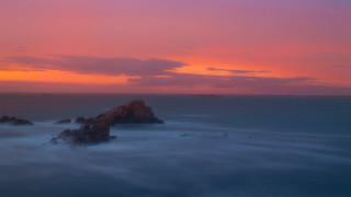Sunset rocks ocean pink sky - pretty free wallpaper
