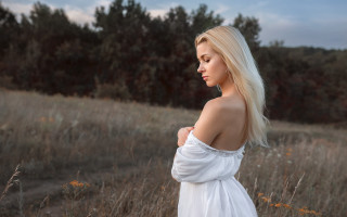 Woman white dress field autumn - artur tarnowski free wallpaper
