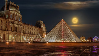 Large building pyramid night full - a full moon in the sky above free wallpaper