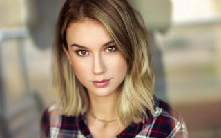 Blonde woman plaid shirt camera - a plaid shirt free wallpaper