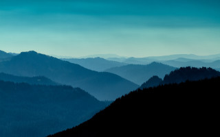 Mountain range trees blue sky 5 - a few cloud free wallpaper for desktop