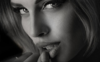 Woman ring blackandwhite darkbackground promotional - a ring free wallpaper for desktop