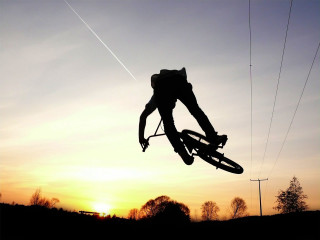 Bike jump sunset kite wire - dave allsop free wallpaper