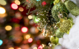 Christmas tree lights snowman ornament - naive free wallpaper