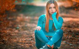 Woman forest autumn fire sitting - a forest in the background free wallpaper for desktop